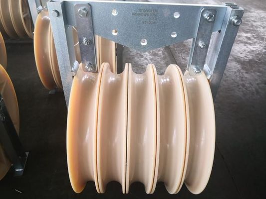 Blocs de poulie en aluminium/nylon pour deux ou trois conducteurs à fils, 300-900 mm2, 40-105KN