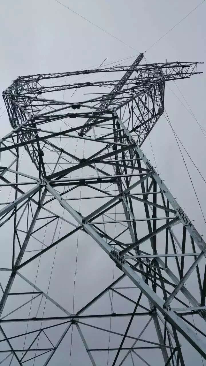 Derniers blogs de l'entreprise sur For tower erection project,what tools and equipments are must ?