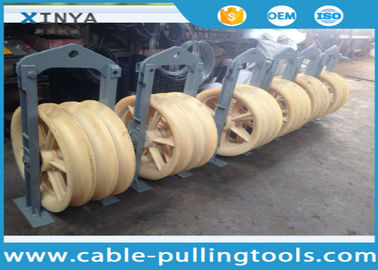 acheter Ligne de transmission ficelant le bloc de poulie de ficelage en nylon de roue des outils 3 pour le conducteur empaqueté par jumeau online manufacture