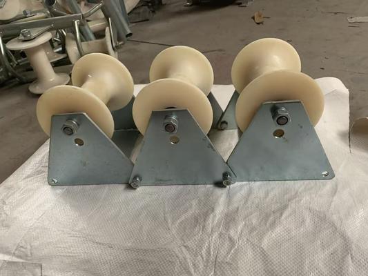 acheter Rouleau de câble à conduit avec 10 kg de poids, capacité de câble de 130 mm et garantie d'un an pour une installation en douceur des câbles souterrains online manufacture