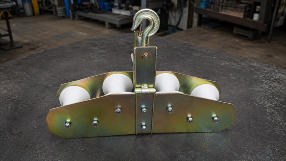 acheter Poulie de câble OPGW avec charge nominale de 20 kN, diamètre de câble max. de 22 mm et conception de protection de câble online manufacture