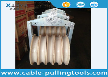 Cinq roues en nylon de diamètre 660 mm