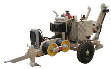 extracteur hydraulique du câble 40KN avec le moteur diesel pour la ligne de transmission 220KV